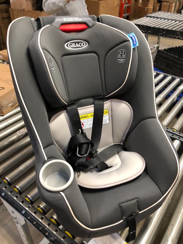 Photo 2 of Graco Convertible Car Seat - Glacier