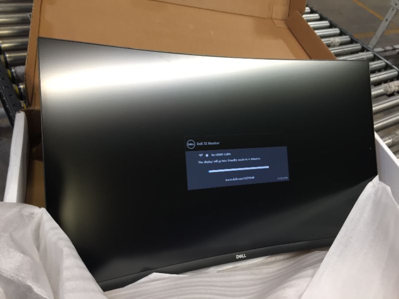 Photo 2 of Dell S3222HN 32-inch FHD 1920 x 1080 at 75Hz Curved Monitor, 1800R Curvature, 8ms Grey-to-Grey Response Time (Normal Mode), 16.7 Million Colors, Black (Latest Model)
