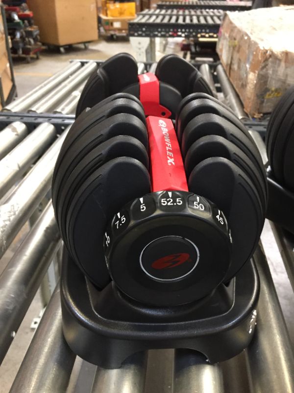 Photo 2 of Bowflex SelectTech 552 Adjustable Dumbbell Set