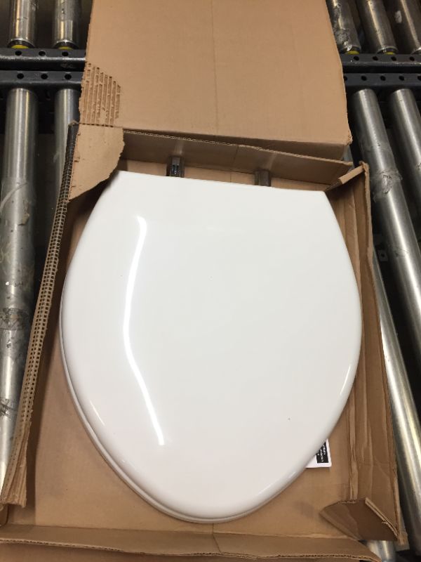 Photo 3 of Bemis 1000CPT Paramont Plastic Elongated Toilet Seat, White
