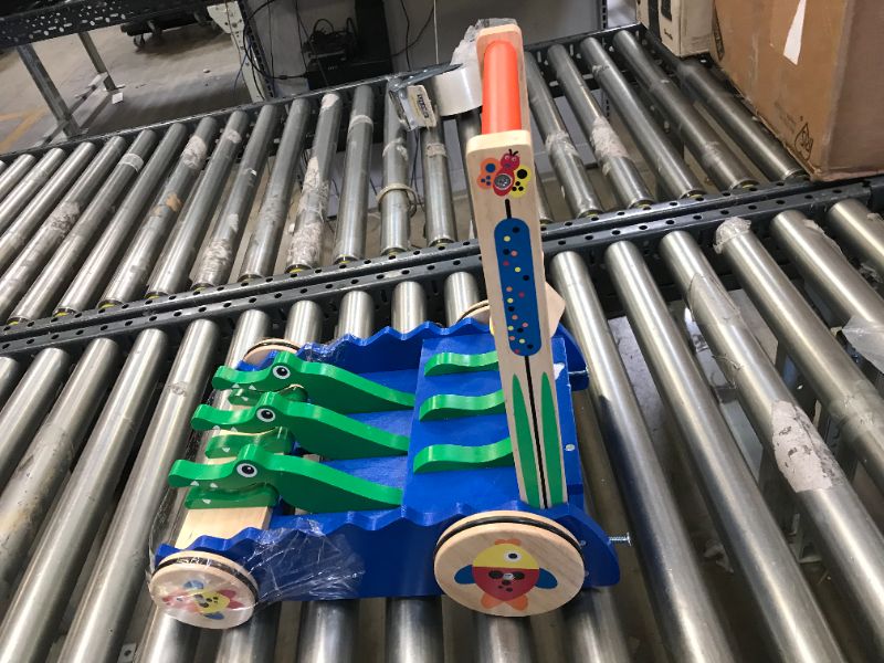 Photo 1 of Melissa & Doug Chomp and Clack Alligator Push Toy
