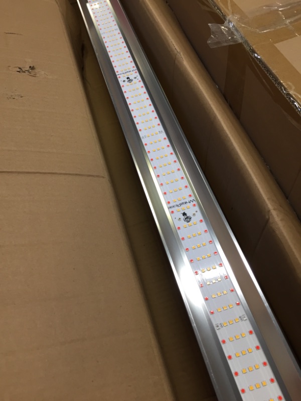 Photo 2 of WhiteRose 1500W LED Grow Light Bars-3500K
bar only 