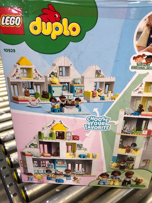 Photo 2 of DUPLO Modular Playhouse 10929