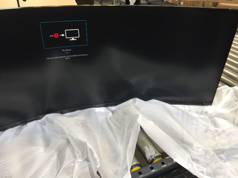 Photo 4 of SAMSUNG 49-inch Odyssey G9 Gaming Monitor | QHD, 240hz, 1000R Curved, QLED, NVIDIA G-SYNC & FreeSync | LC49G95TSSNXZA Model
