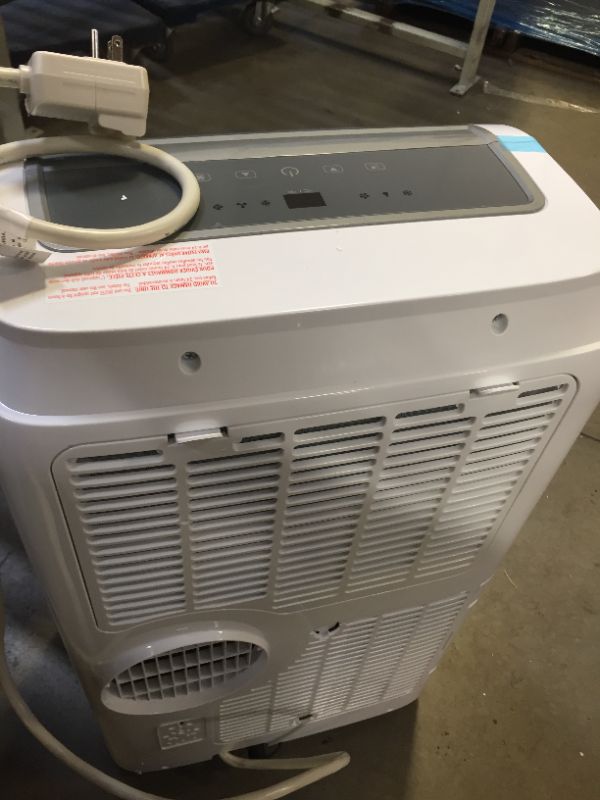 Photo 4 of BLACK+DECKER 8,000 BTU DOE (14,000 BTU ASHRAE) Portable Air Conditioner with Remote Control, White