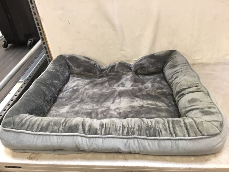 Photo 1 of 26'' X 21'' INCHES PET BED **DIRTY BUT WASHABLE**