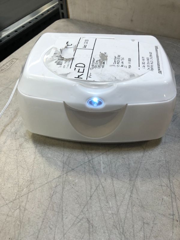 Photo 1 of 
Munchkin Warm Glow Wipe Warmer, White - damage to item from sticker 