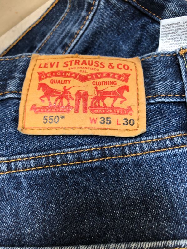 Photo 1 of Levi men jeans 
