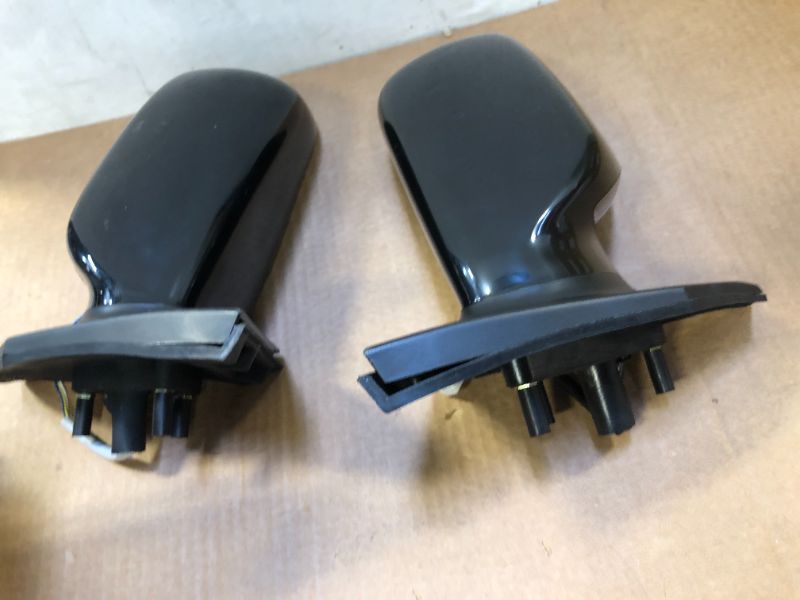 Photo 1 of  Generic Power Heated Side View Mirror Right/Left  

