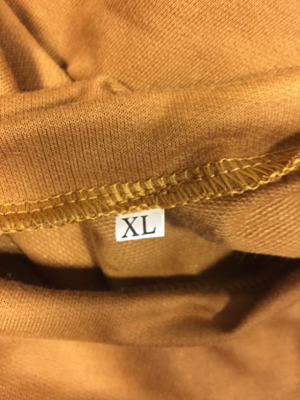 Photo 1 of Generic Brand Long Sleeve Sweater--- medium