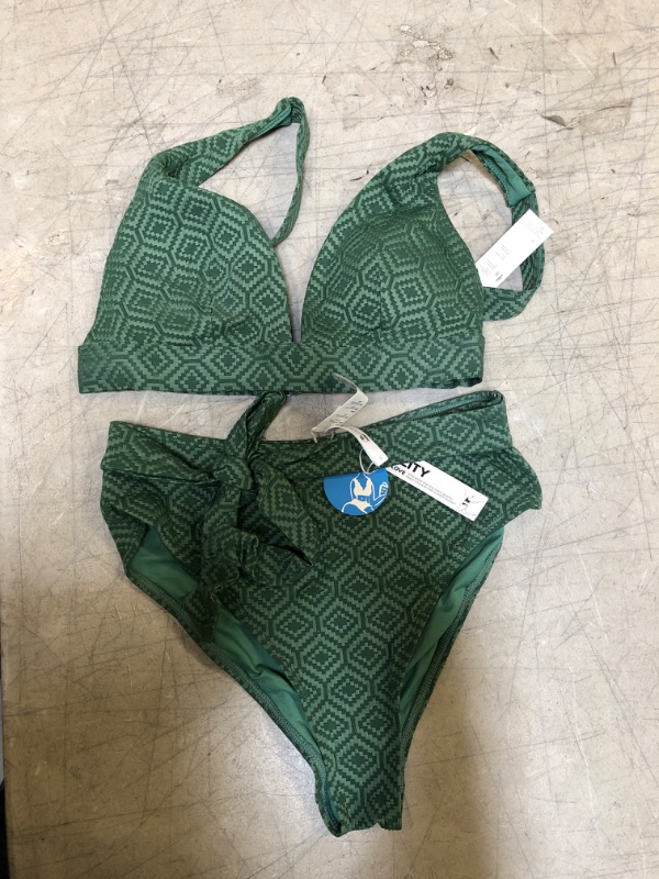 Photo 2 of Armani Green Back Hook High Waisted Bikini Small
Ribbed Red Bowknot Bikini Small

