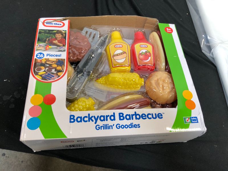 Photo 2 of Little Tikes Backyard Barbecue Grillin' Goodies
