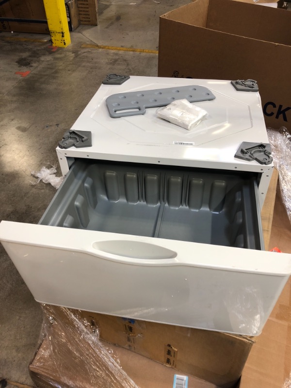 Photo 1 of Samsung WE402NE/A3 Pedestal, Ivory
