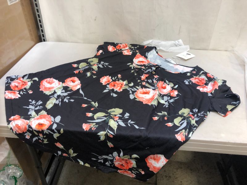 Photo 2 of women's floral tops black XXL