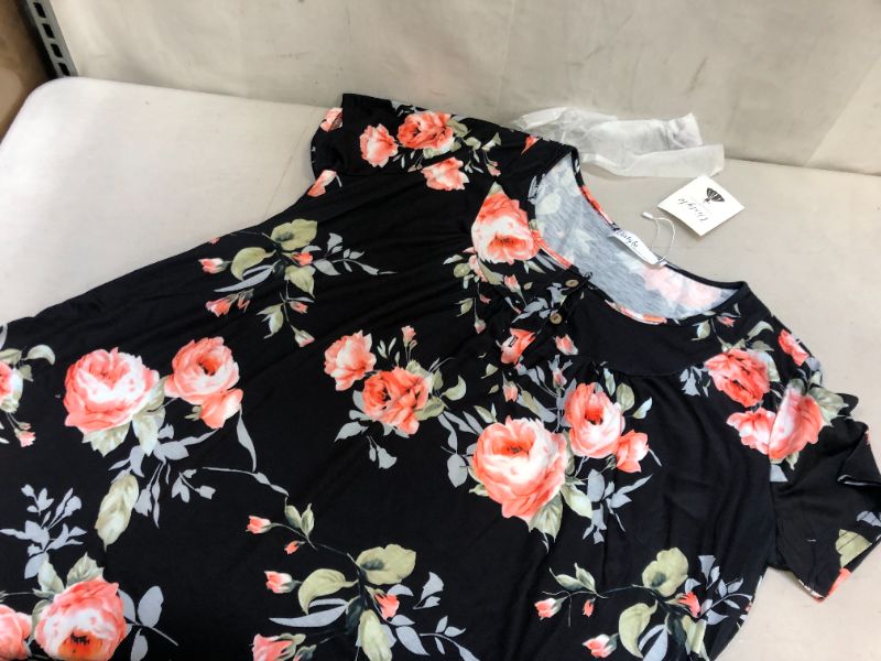 Photo 1 of women's floral tops black XXL