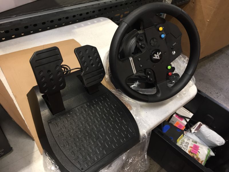 Photo 2 of THRUSTMASTER TMX Force Feedback Racing Wheel (XBOX Series X/S, XOne & Windows)