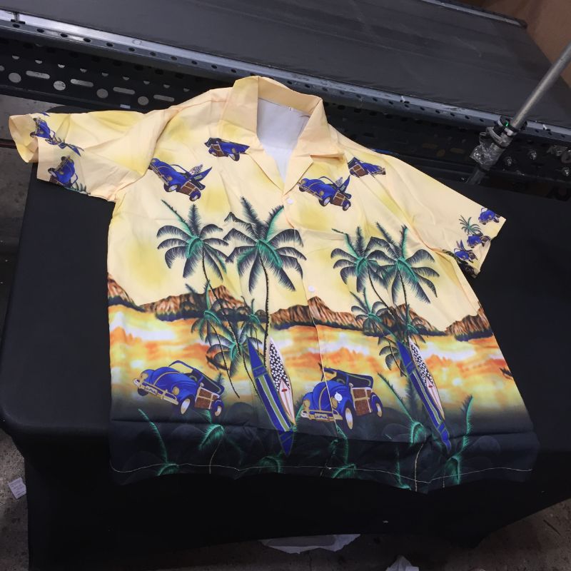 Photo 1 of men's 2XL button up vacation shirt 