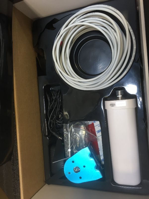 Photo 6 of HiBoost Travel 4G 2.0 RV LTE Car Cell Phone Signal Booster Kit | C27G-5S-BTW-RV(damaged package, but item inside is good condition)
