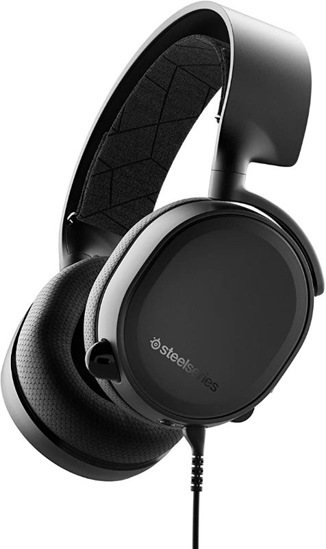 Photo 1 of SteelSeries Arctis 3 - All-Platform Gaming Headset - for PC, PlayStation 4, Xbox One, Nintendo Switch, VR, Android, and iOS - Black
