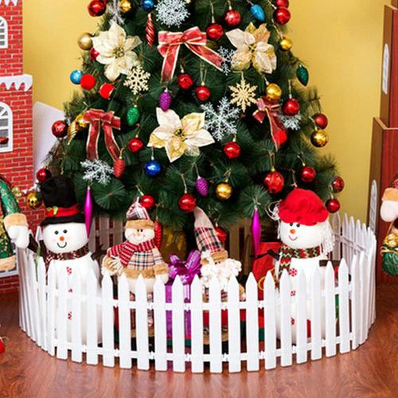 Photo 1 of 30Pcs Christmas Tree Picket Fence White Plastic Christmas Tree Fence DIY Mini Plastic Decorative Fences for Christmas Wedding Garden Home Fairy Party