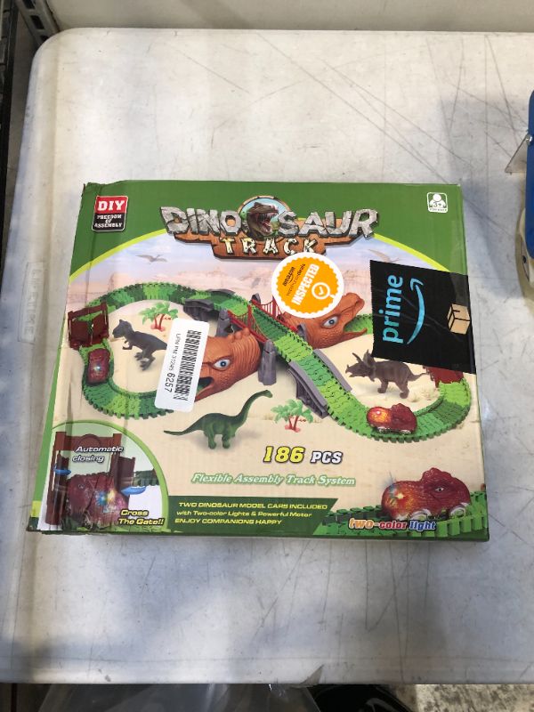 Photo 1 of DINOSAUR TRACK 186 PCS