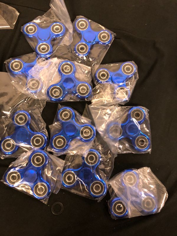 Photo 1 of fidget spinner 10 pack