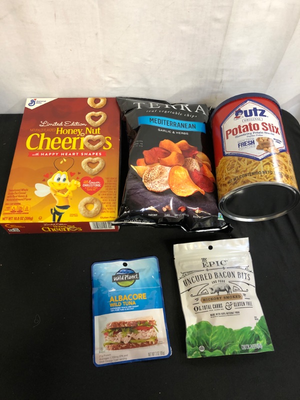 Photo 1 of 5PC LOT, FOOD ITEMS 

POTATO STIX EXP 07/25/22

TERRA VEGGIECHIPS, EXP 01/19/22

CHERRIOS HONEY NUT, EXP 02/13/22

BACON BITS EXP 03//04/22

ALBACORE TUNA EXP 02/18/22