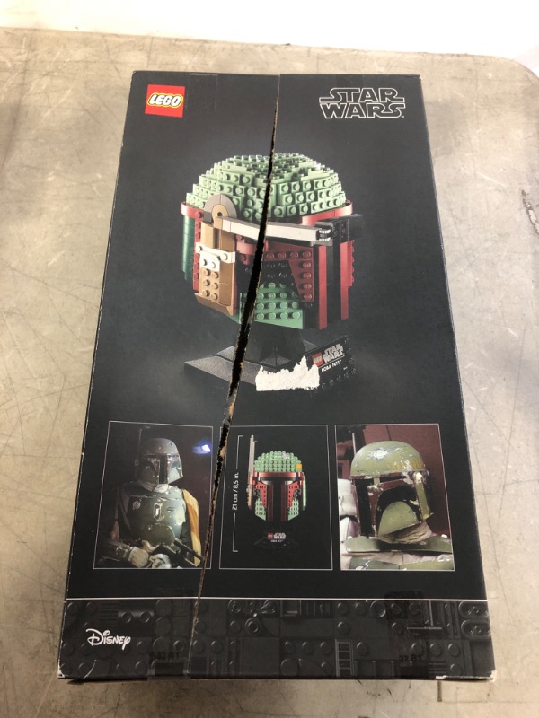 Photo 5 of LEGO Star Wars Boba Fett Helmet 75277 Building Kit, Cool, Collectible Star Wars Character Building Set (625 Pieces), Multicolor
