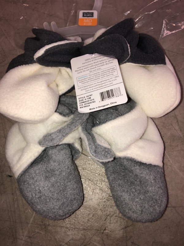 Photo 2 of Hudson Baby Unisex-Baby Cozy Fleece Booties
SIZE 6-12MOS 