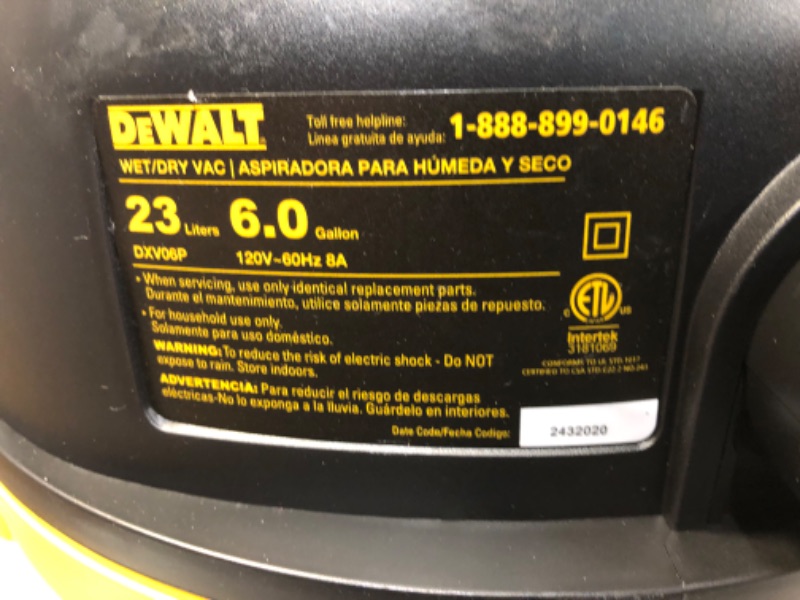 Photo 6 of DEWALT DXV06P 6 gallon Poly Wet/Dry Vac, Yellow
