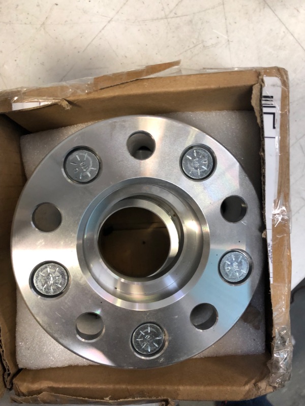 Photo 1 of 176 10 HOLE CAR PART WHEEL HUB