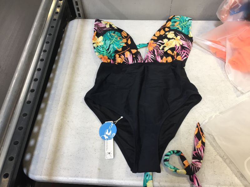 Photo 1 of CUPSHE Women's Black/Multicolored Swimsuit (S)