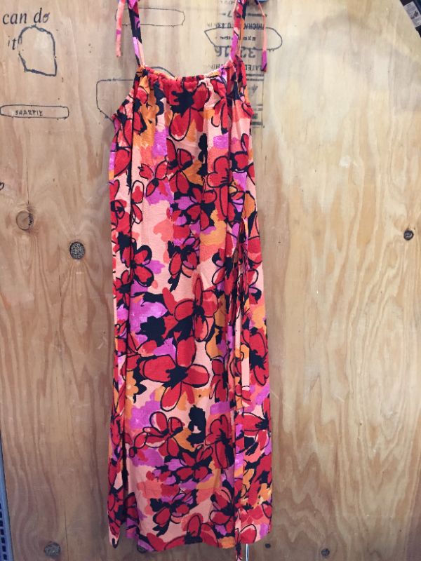 Photo 3 of WOMENS FLORAL SUMMER MAXI DRESS RED
SIZE SMALL