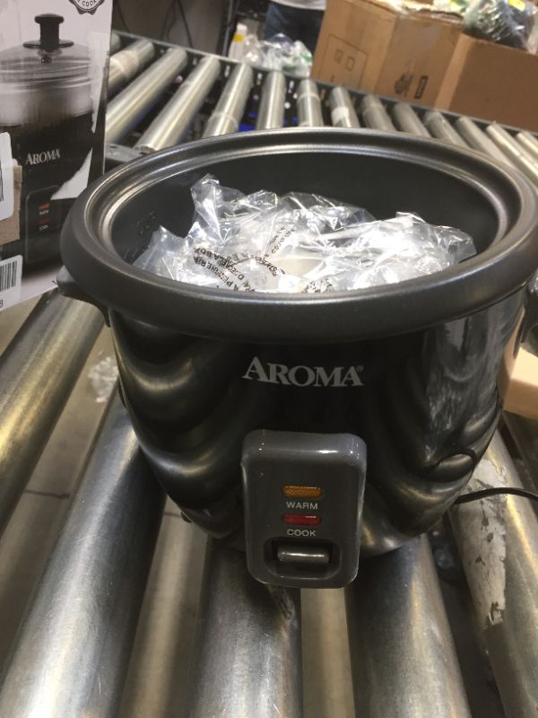 Photo 2 of 6-Cup Black Rice Cooker with Removable Steam Tray