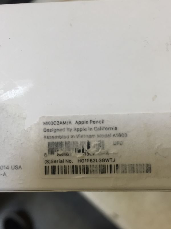Photo 2 of Apple Pencil (1st Gen) Stylus for Select IPads Only - White (MK0C2AM/a)
