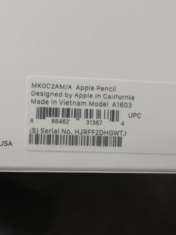 Photo 3 of Apple Pencil (1st Gen) Stylus for Select IPads Only - White (MK0C2AM/a)
