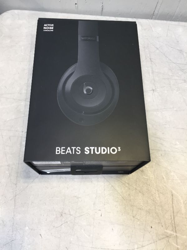 Photo 7 of Beats by Dr. Dre - Beats Studio³ Wireless Noise Cancelling Headphones - Matte Black---ITEM IS DIRTY---

