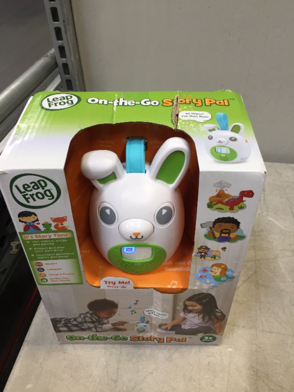 Photo 2 of LeapFrog On-the-Go Story Pal



