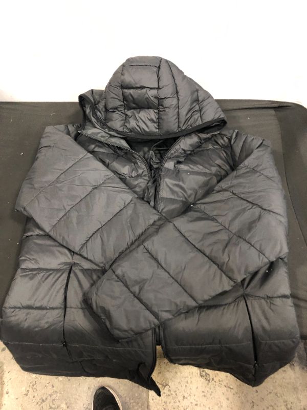 Photo 1 of AMAZON ESSENTIALS PUFFER JACKET (BLACK) (XL)