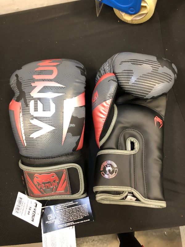 Photo 5 of Venum Elite Boxing Gloves