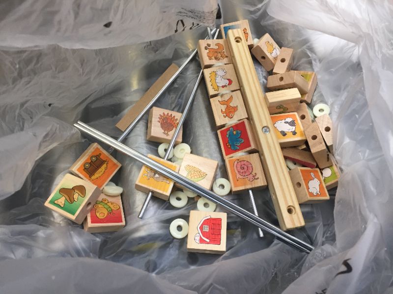 Photo 5 of Battat – Wooden Activity Cube – Discover Farm Animals Activity Center for Kids MAJOR DAMAGES TO BOARD, MISSING PIECES, PARTS ONLY