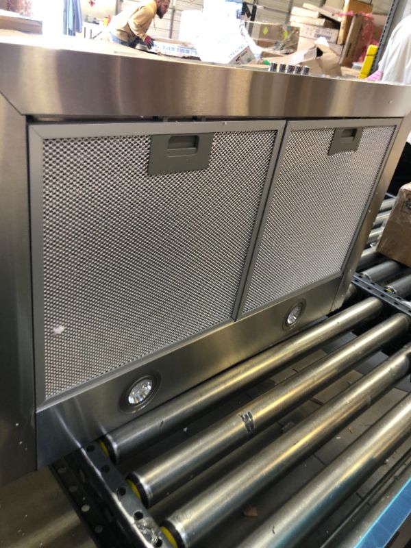 Photo 1 of comfee CVP30W6AST CVP 30 Inch Pyramid Range Hood
