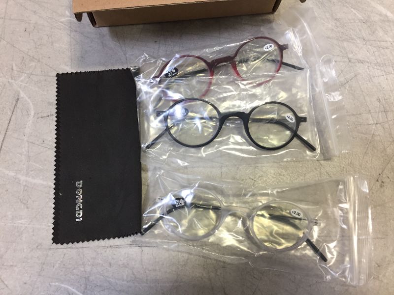 Photo 1 of DongD1 Reading Glasses +2.00 3 Pack