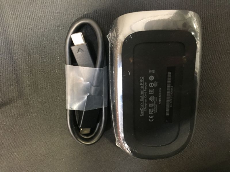 Photo 5 of SanDisk Extreme PRO CFexpress Card Reader - SDDR-F451-GNGNN
