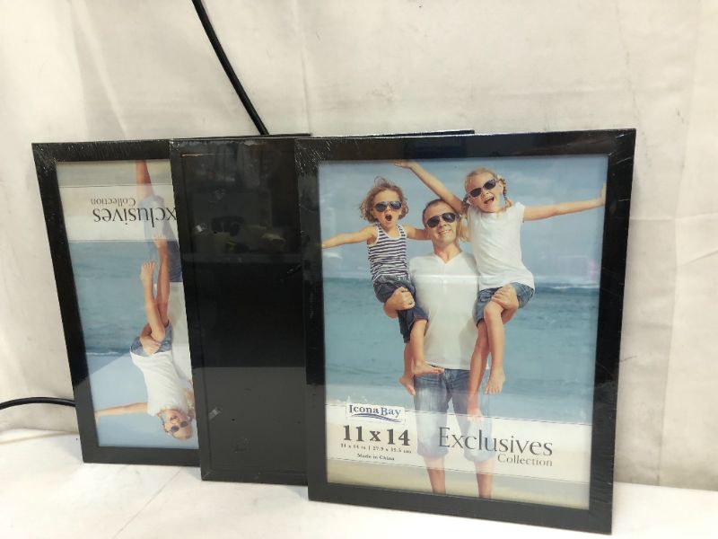 Photo 1 of 11'' X 14'' PHOTO FRAME 