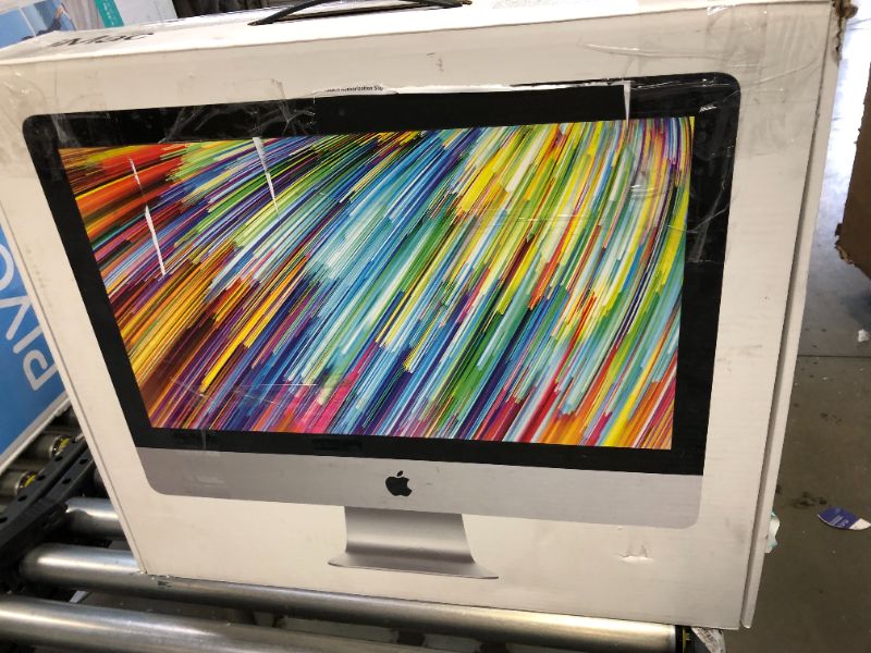 Photo 10 of Apple 21.5" iMac, 2.3GHz Intel Core i5 Dual Core, 8GB RAM, 1TB HDD, Mac OS, Silver, MMQA2LL/A