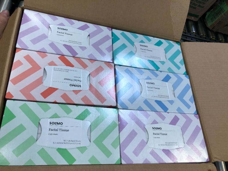 Photo 2 of Amazon Brand - Solimo Facial Tissues, 160 Tissues per Box (18 Flat Boxes)