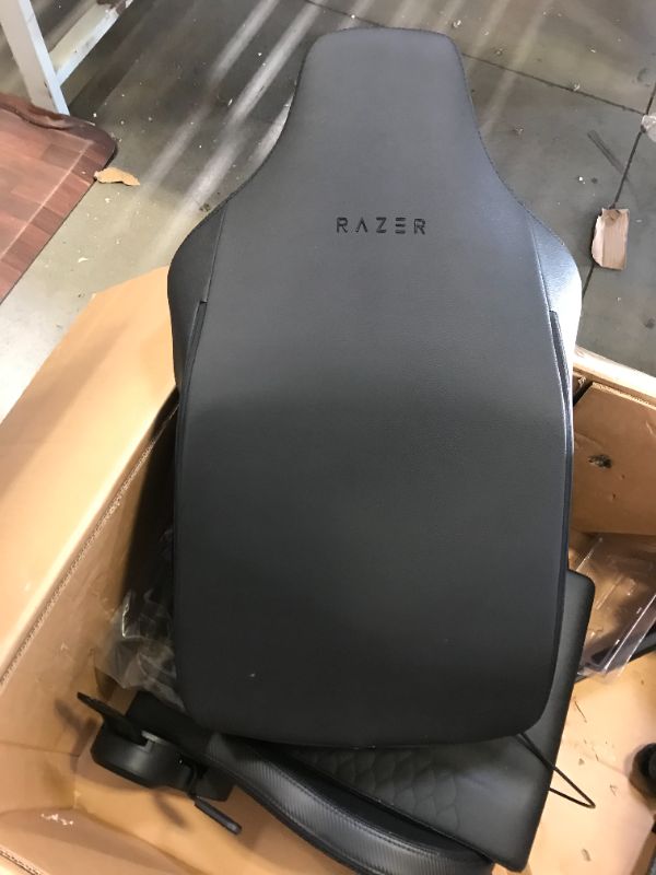 Photo 2 of Razer - Iskur Gaming Chair with Built In Lumbar Support - Black