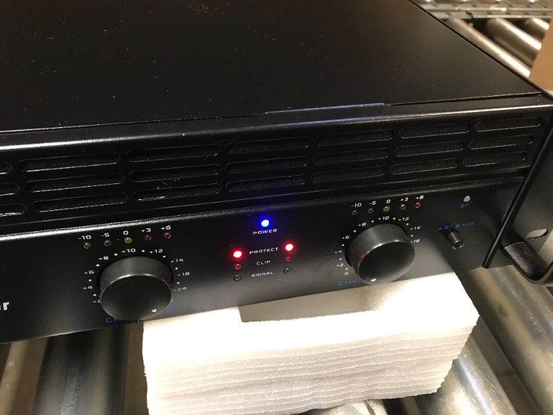 Photo 2 of Pyle Pro PTA1000 Professional Stereo Power Amplifier (250W/Channel @ 8 Ohms)