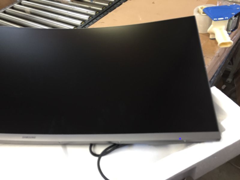 Photo 2 of SAMSUNG CH890 Series 34-Inch Ultrawide QHD (3440x1440) Computer Monitor, 100Hz, Curved, HDMI, USB-C, Height Adjustable Stand, 3 Yr WRNTY (LC34H890WGNXGO)
